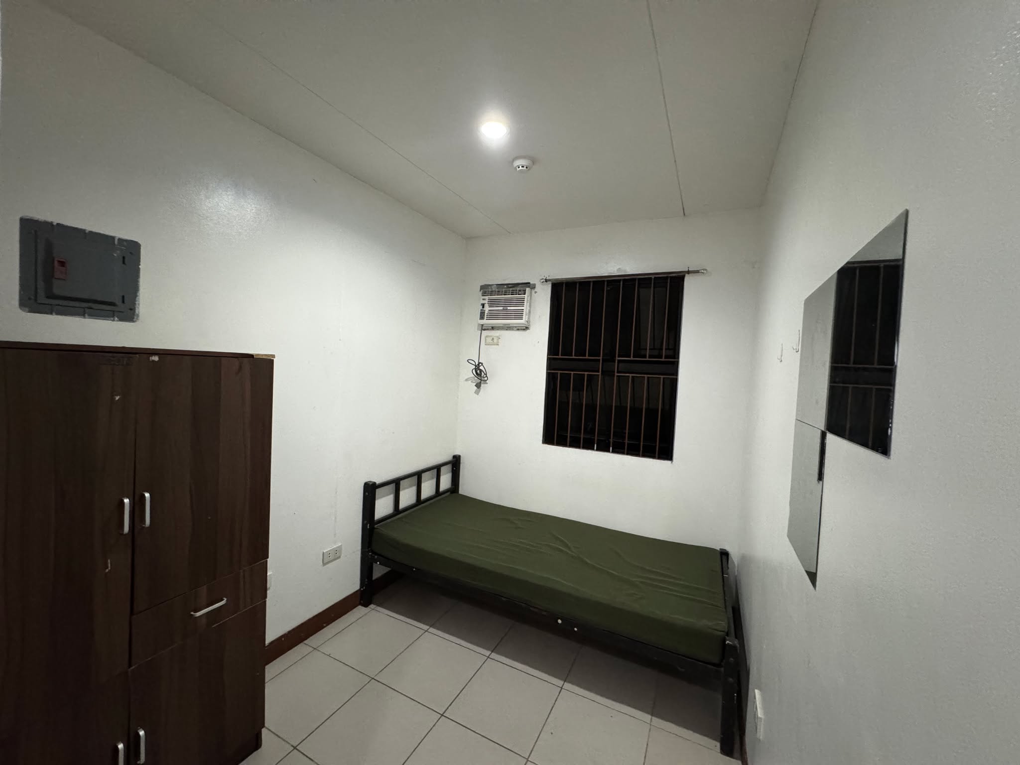 Bright and functional regular room